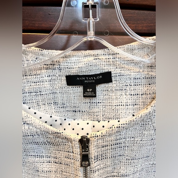 Ann Taylor Women’s Black / White / Gray Jacket 4 Petites - Picture 2 of 5